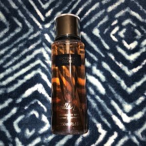 Victoria’s Secret Vanilla Lace Fragrance Mist